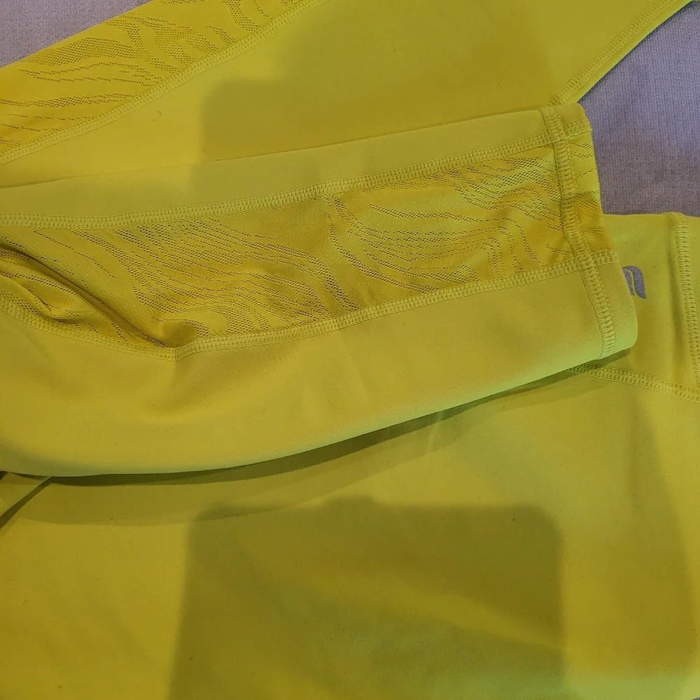 🌟 NWT, Fabletics Athletic Pants - Picture 4 of 5